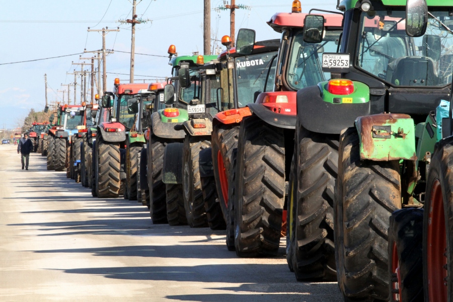Πρόκληση: Οι αγρότες της Θεσσαλίας καλούνται να πληρώσουν τις δόσεις των δανείων χωρίς να έχουν εισοδήματα