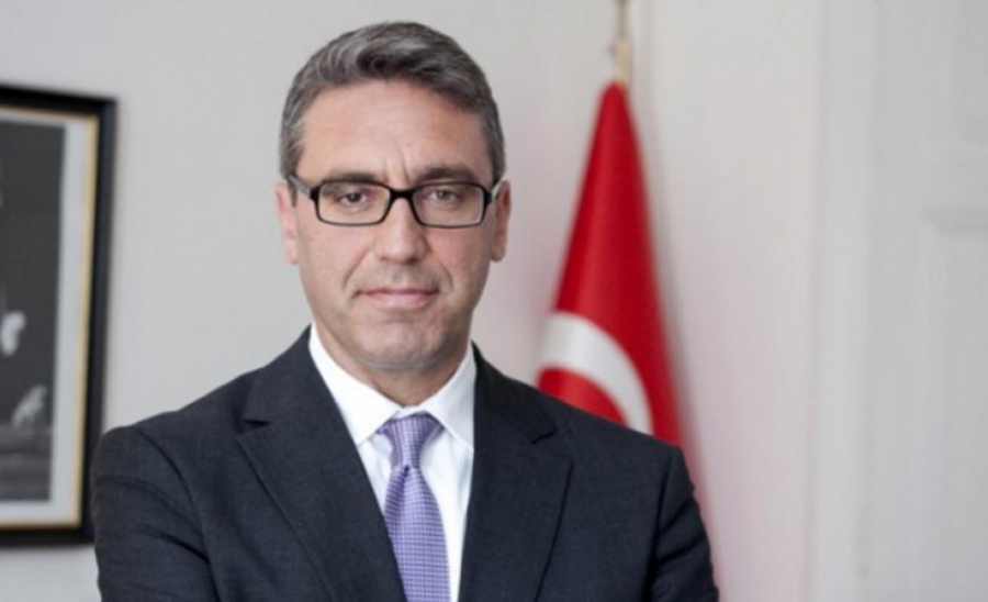 Ozugergin (Τούρκος πρέσβης): Δεν μπορούμε να μιλάμε για υφαλοκρηπίδες στο Αιγαίο, δεν ξέρουμε μέχρι πού φτάνουν τα χωρικά ύδατα