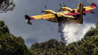 Υπεγράφη η σύμβαση για την αναβάθμιση των 7 Canadair CL-415
