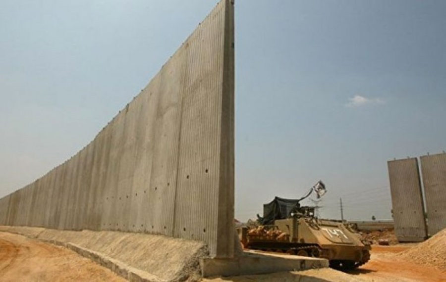Το Ισραήλ ενισχύει το τείχος που το χωρίζει από τη Λωρίδα της Γάζας