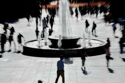 Καιρός: Έρχεται καύσωνας… διαρκείας στην Ελλάδα - 10 περίπου βαθμούς Κελσίου από το κανονικό