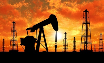 Κατάρρευση άνω του 3% στο πετρέλαιο, έχασε τα 70 δολάρια το WTI