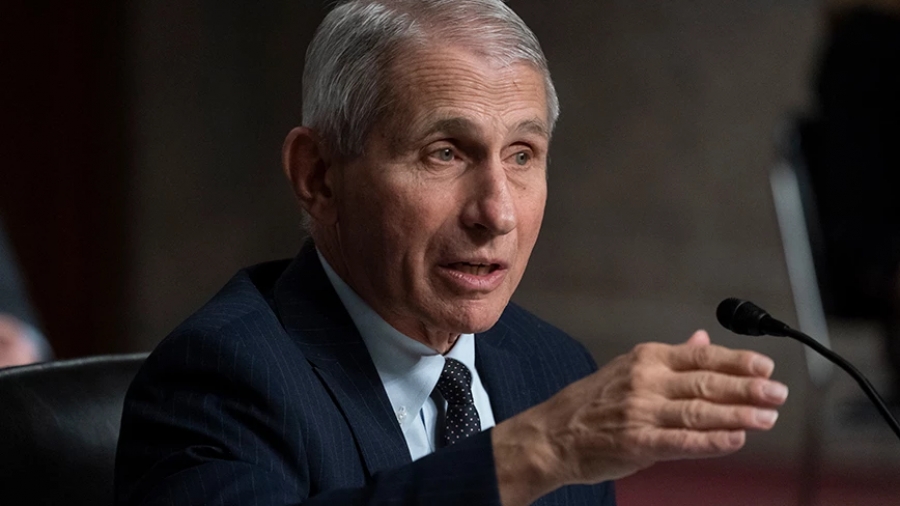 Μετάλλαξη Μποτσουάνα – Fauci: Οι ΗΠΑ μελετούν τα δεδομένα για τυχόν ταξιδιωτικές απαγορεύσεις