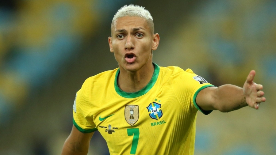 Προκλητικός Ριτσάρλισον: «Υγειονομικοί-Αργεντινή 1-0»