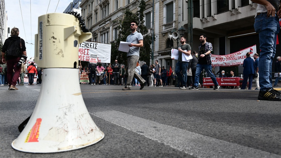 Εργατικό Κέντρο Αθήνας: 24ωρη απεργία στις 21 Σεπτεμβρίου - Κάλεσμα στο Σύνταγμα