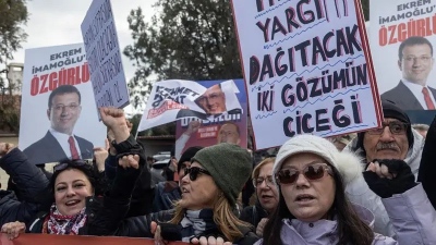 Εκρηκτικό κλίμα στη δίκη Imamoglu: Όλα είναι ανοησίες - Να βγουν οι Τούρκοι στους δρόμους για την αδικία