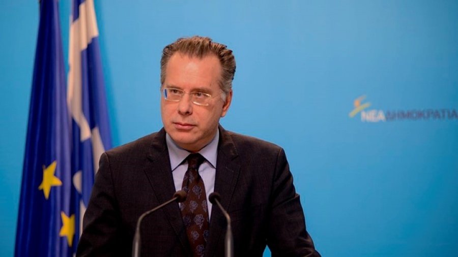 Κουμουτσάκος: Τσίπρας και Κοτζιάς οφείλουν διευκρινίσεις για τον χειρισμό του θέματος των 8 Τούρκων