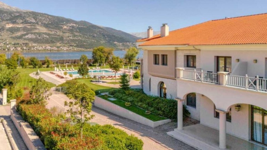 The Lake Hotel: Παράδοση και σύγχρονη αισθητική εις σάρκα μίαν