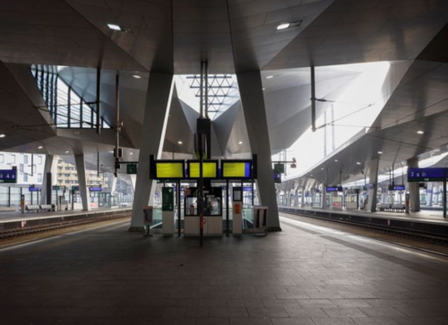 Αυστρία: Απεργία στους σιδηροδρόμους - Αποκλεισμένοι ένα εκατομμύριο επιβάτες - Με προβλήματα οι συνδέσεις σε οκτώ χώρες