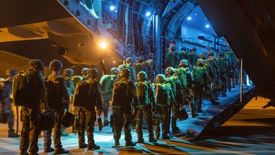 Κόλαση - Ο Γάλλος Αρχιστράτηγος απειλεί τη Ρωσία - «Η Ευρώπη είναι έτοιμη για πόλεμο» - Ο Macron αναθεωρεί το πυρηνικό δόγμα