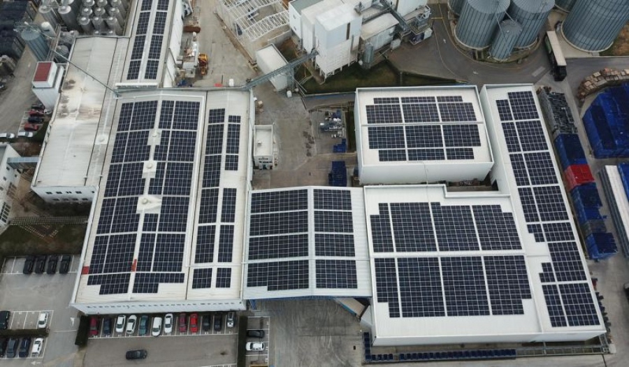 ΔΕΔΔΗΕ: Στα 635 MW +360 MW ηλιακής ενέργειας έφθασε η αυτοπαραγωγή σε βιομηχανία και μικρές επιχειρήσεις