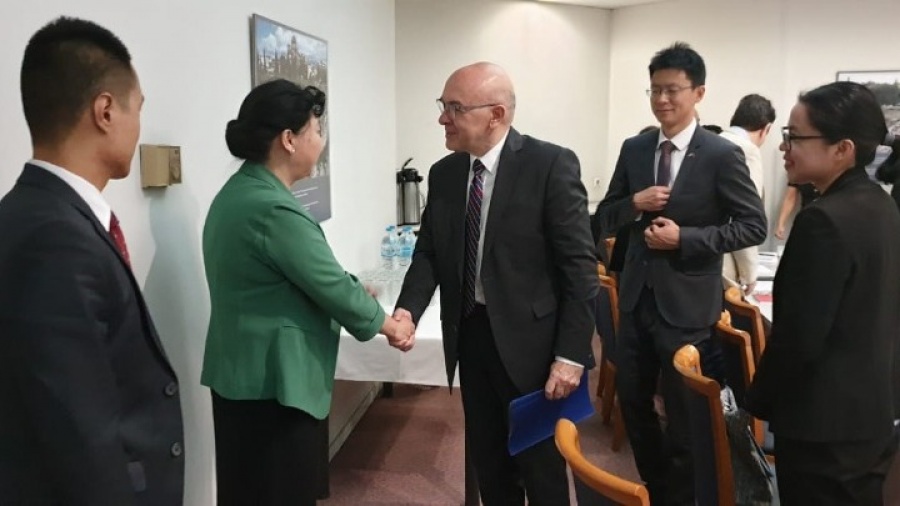 Εκπρόσωπος του ΥΠΕΞ Κίνας: Το μεγαλύτερο επίτευγμα της πρωτοβουλίας «17+1», η συμμετοχή της Ελλάδας