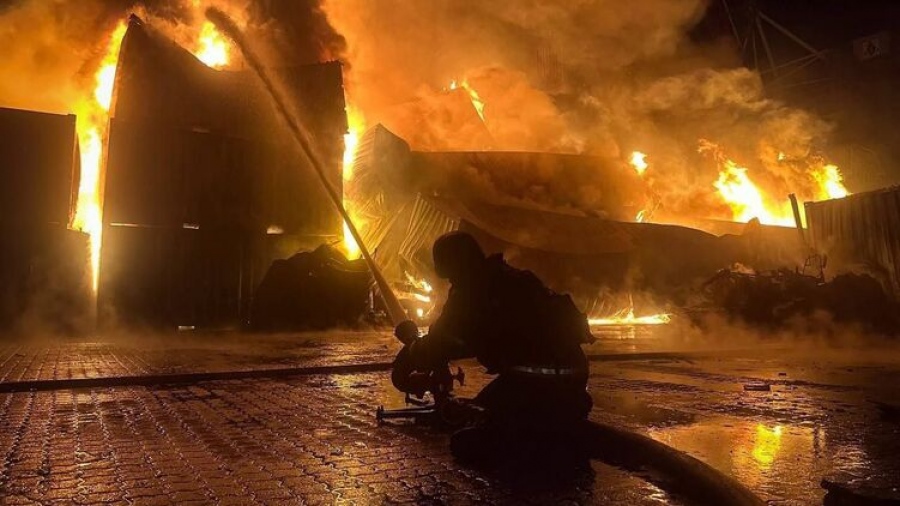 Εκρήξεις συγκλόνισαν 4 πόλεις της Ουκρανίας, στο επίκεντρο Κίεβο, Kharkiv, Kremenchuk, Dnipropetrovsk