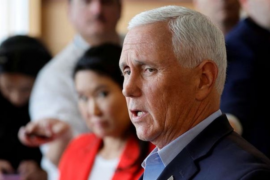 ΗΠΑ: O Pence που ήδη χάνει στην κούρσα για το χρίσμα των Ρεπουμπλικάνων δεν αποκλείει να καταθέσει κατά του Trump