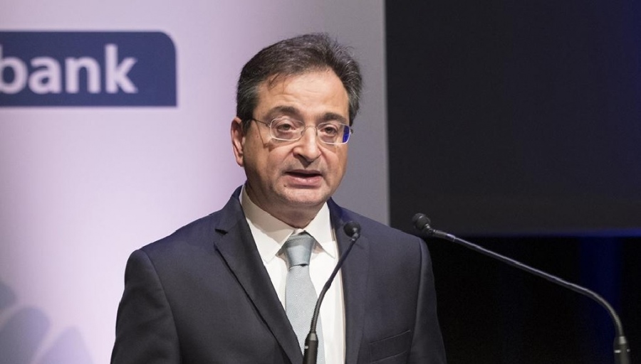 Φωκίων Καραβίας (Eurobank): «Η Ελλάδα χρειάζεται επενδύσεις για να καλύψει το χαμένο έδαφος της παραγωγικότητας»