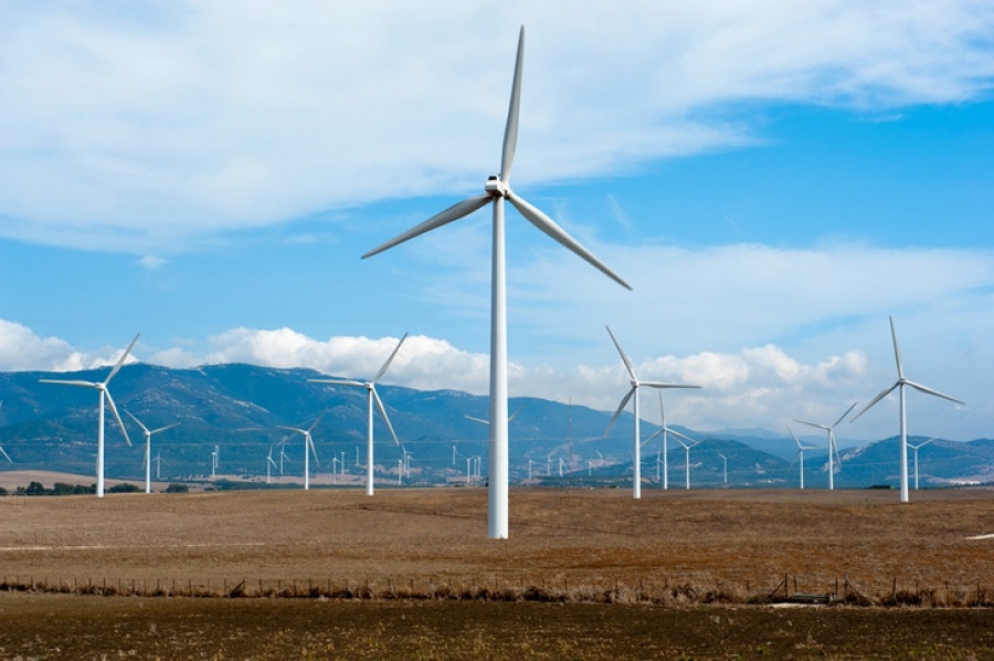 Από τον άνεμο θα επιτευχθεί το 34% της παραγωγής ηλεκτρικής ενέργειας της Ισπανίας έως το 2030