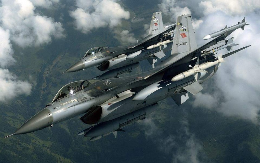 Πτήση τουρκικών F-16  πάνω από τις Οινούσσες και την Παναγιά