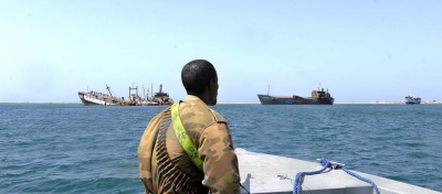 Απαγωγή 19 ναυτών από πλοίο της ελληνικής Navios Maritime Acquisition