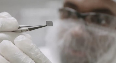 Τεχνολογικό θαύμα - Τσιπάκι «θεράπευσε» τυφλό ασθενή - Είδε για πρώτη φορά στα 65 του