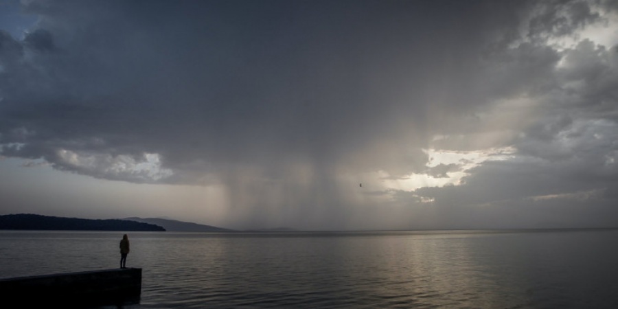 Εκτακτο δελτίο επιδείνωσης καιρού - Ερχονται καταιγίδες και χαλάζι το Σαββατοκύριακο