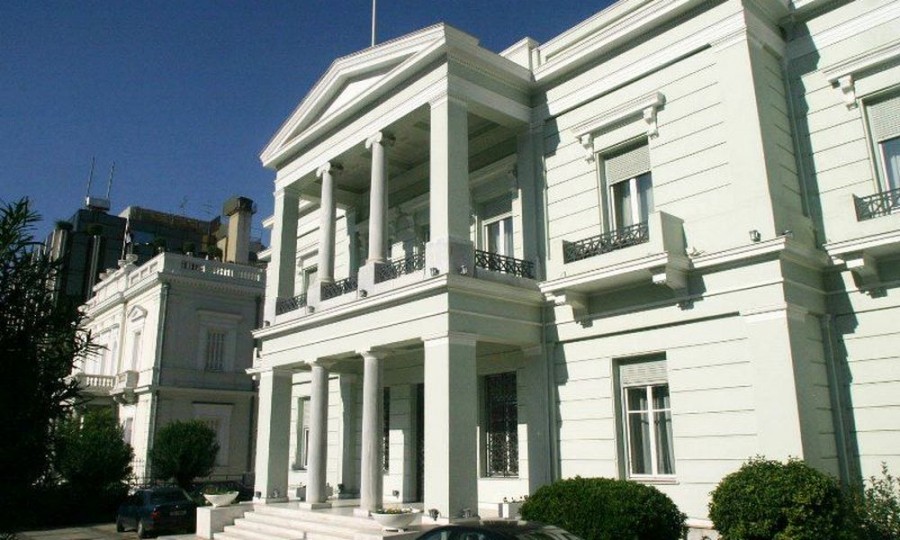 Το ΥΠΕΞ καταδικάζει τη βεβήλωση του Μνημείου Ολοκαυτώματος στη Θεσσαλονίκη