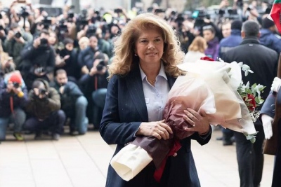 «Όλοι στην ΕΕ πρέπει να μιλήσουν με τον Putin», δηλώνει η υποψήφια πρόεδρος της Βουλγαρίας