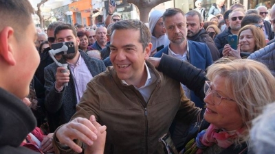 Τσίπρας: Το δίλημμα είναι ρύθμιση δανείων ή αναδιανομή περιουσίας  στα χέρια των λίγων -  Eξαπάτηση της κοινωνίας από την κυβέρνηση Μητσοτάκη