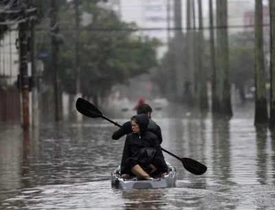 Βραζιλία: Μακραίνει στους 143 o κατάλογος των θυμάτων από τις πλημμύρες – Πάνω από 500.000 εκτοπίστηκαν