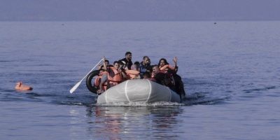 Σκάφος με 57 μετανάστες, εντοπίστηκε σε θαλάσσια περιοχή δυτικά της Πύλου