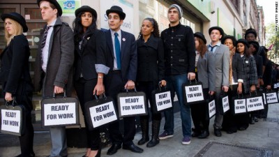 Βρετανία: Πρόγραμμα 4,5 δισ. ευρώ για να επιστρέψουν στην απασχόληση οι μακροχρόνια άνεργοι