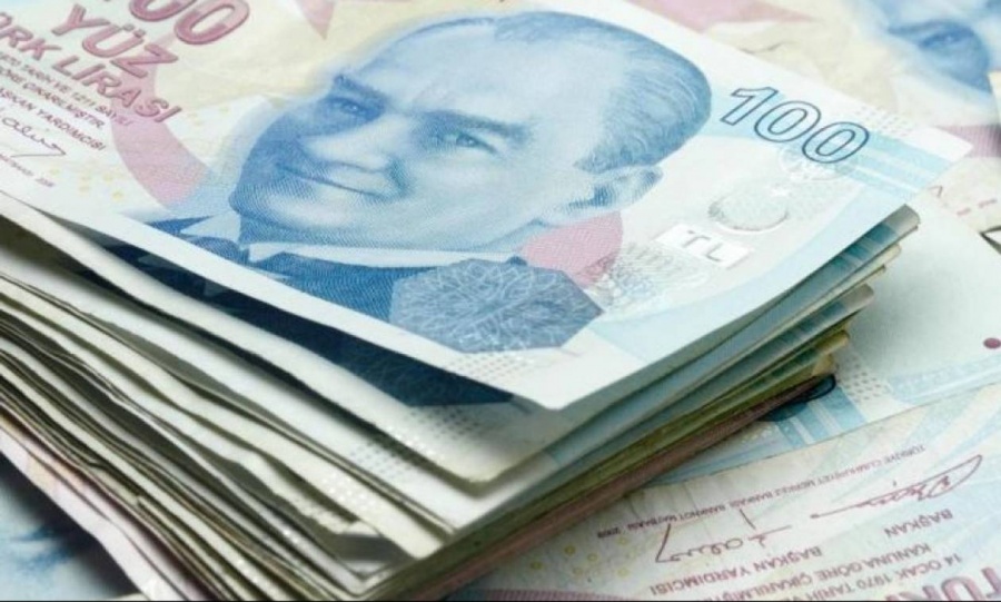 Πτώση της τουρκικής λίρας αναμένεται από τη Δευτέρα (8/7), μετά την απομάκρυνση του Κεντρικού Τραπεζίτη