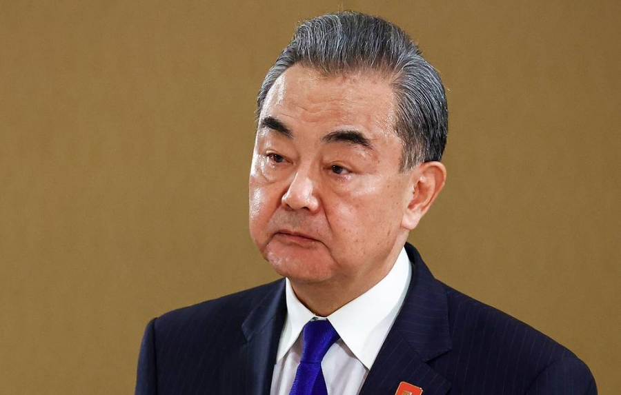 Κίνα: Είμαστε έτοιμοι να βοηθήσουμε για μια πολιτική λύση στην Ουκρανία