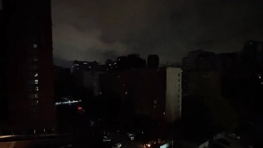 Περίεργο περιστατικό στην Ουκρανία - Black out στο Κίεβο χωρίς να προηγηθεί ρωσικό πλήγμα - Φόβοι για συνωμοσία Zelensky κατά Klitschko