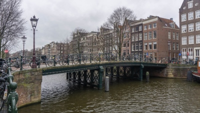 Κλιματική υστερία στο Άμστερνταμ - Απαγορεύονται οι διαφημίσεις κρέατος και ορυκτών καυσίμων