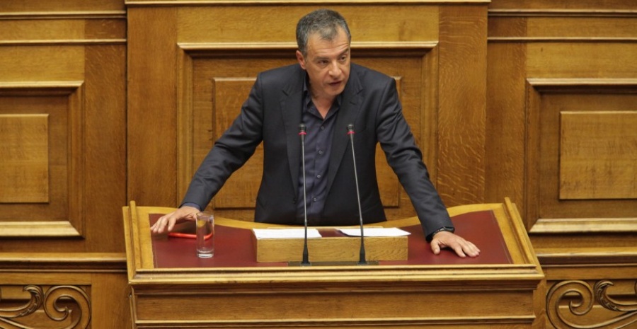 ﻿Θεοδωράκης: Η αντίθεση με τα πεπραγμένα ΣΥΡΙΖΑ, δεν θα μας κάνει να ξεχάσουμε τι έγινε επί ΝΔ, ΠΑΣΟΚ