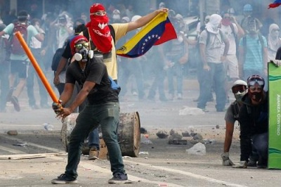 Βενεζουέλα: Αυξάνει ο κίνδυνος να μετατραπεί στη Συρία της Νοτίου Αμερικής