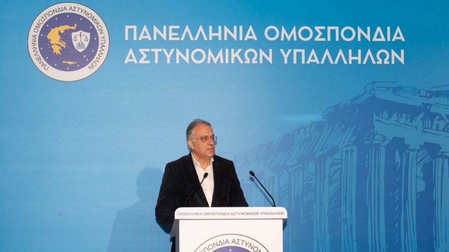 Θεοδωρικάκος: Στηρίζω τον Έλληνα αστυνομικό στα νόμιμα πλαίσια,  η ασφάλεια είναι ύψιστη αξία - Θα ξαναπήγαινα στη ΓΑΔΑ