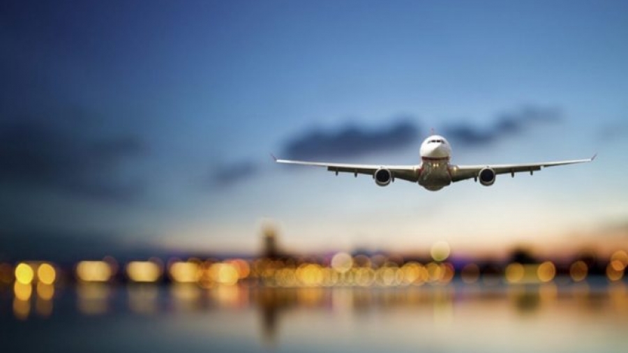 Έρευνα: Οι Έλληνες πιο αισιόδοξοι για επιστροφή στα αεροπορικά ταξίδια