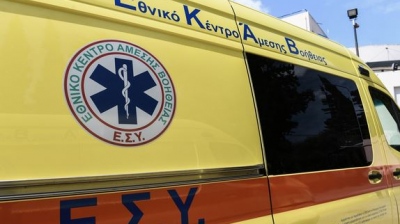 Τραγωδία στη λεωφόρο Αλεξάνδρας: Τρεις νεκροί από σύγκρουση δύο μοτοσικλετών που κατέληξαν σε σταθμευμένο όχημα