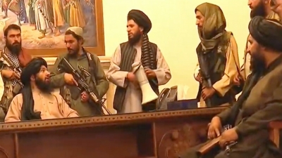 Παγκόσμιο σοκ από το χάος στο Αφγανιστάν – Οι Taliban κατέλαβαν την Καμπούλ, οργή κατά Biden - Πανικός στο αεροδρόμιο