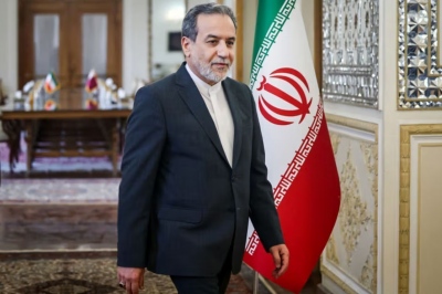 Τελευταίος σταθμός η Μόσχα στο μαραθώνιο επαφών του Araghchi – Κρίσιμος ο ρόλος της Ρωσίας για συμφωνία