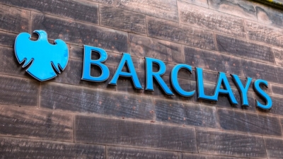Barclays: Fund πούλησε μετοχές αξίας 1,2 δισ. δολαρίων – Στο -3% η τιμή της μετοχής