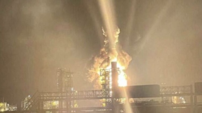 Οι Ουκρανοί χτύπησαν το δεύτερο μεγαλύτερο διυλιστήριο της Ρωσίας, στο Leningrad