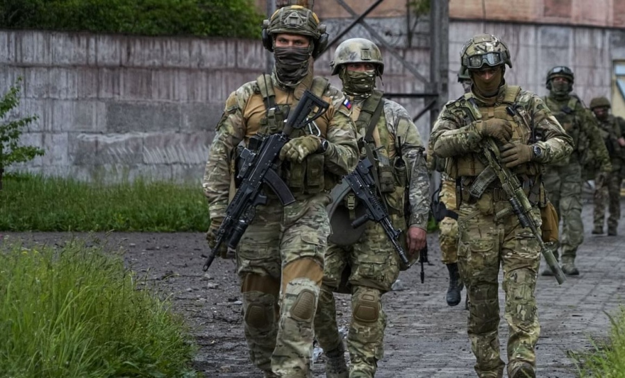 Η Ρωσία δεν προελαύνει απλά στο Sumy -  Δημιουργεί ήδη νεκρή ζώνη ασφαλείας 100 χλμ και πνίγει την Ουκρανία