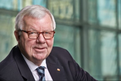 Fuchs (CDU): Η νέα ηγεσία του ΥΠΟΙΚ δεν θα αυξήσει το χρέος της Γερμανίας