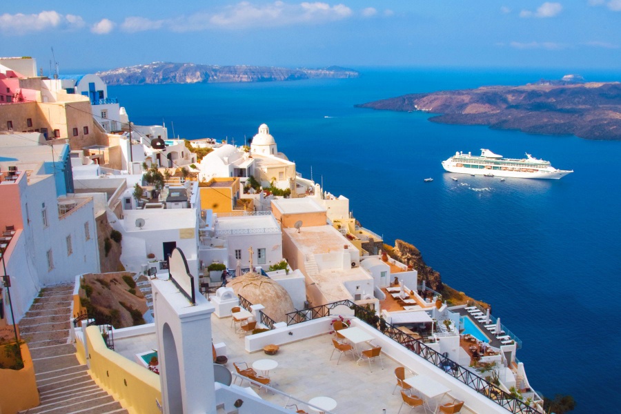 Πρόβλεψη για 1 εκατ. θέσεις εργασίας από τον τουρισμό στην Ελλάδα, το 2019