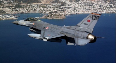 Νέες τουρκικές παραβιάσεις και αερομαχία στο Αιγαίο