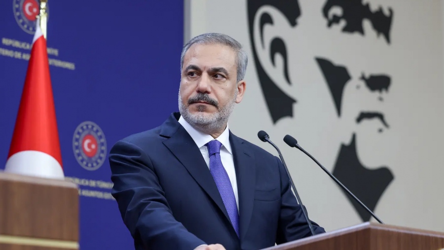 Συναγερμός στην Ανατολική Μεσόγειο – Η Τουρκία μιλά για «σχέδιο περικύκλωσης», απειλεί με στρατιωτική απάντηση ο Fidan