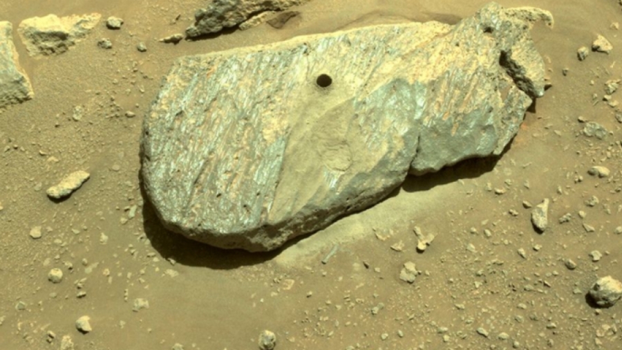 Η NASA επιβεβαίωσε ότι το ρόβερ Perseverance συνέλλεξε το πρώτο πέτρινο δείγμα από τον Άρη