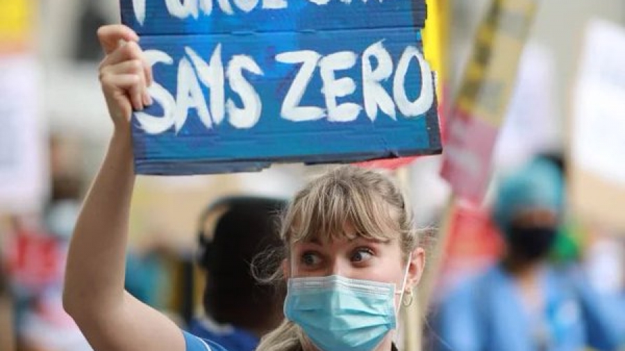 Κρίση στην Βρετανία: Πάνω από 7 εκατ. άνθρωποι περιμένουν να εξυπηρετηθούν στα νοσοκομεία